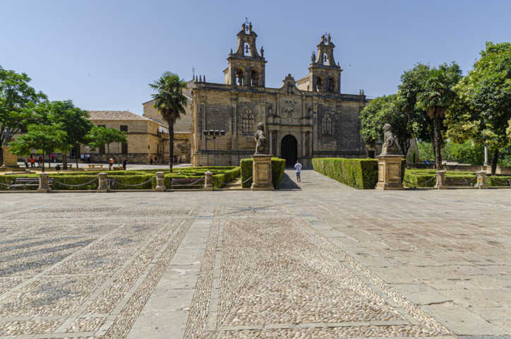 Jaén - Úbeda 009  - basílica de Santa María de los Reales Alcázares.jpg